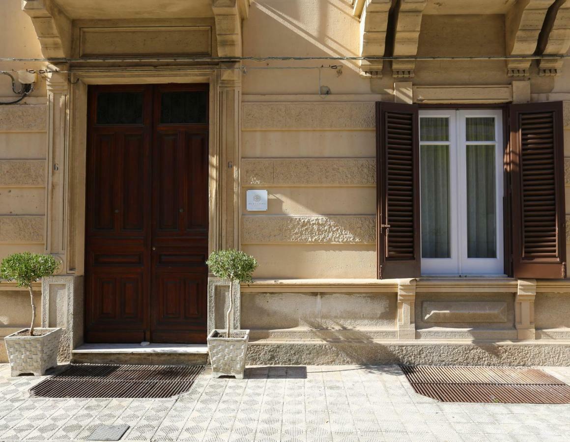 Re Ruggero Rooms Reggio di Calabria Bagian luar foto